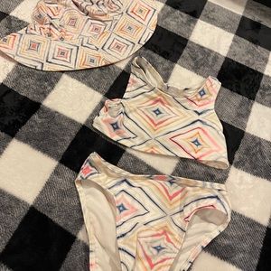 Old Navy Bikini & Hat Size 4T